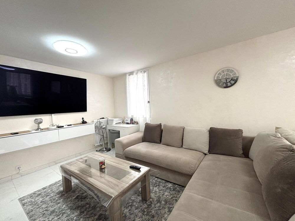 location Appartement - 5 pièce(s) - 106 m² Grand-Charmont (25200)