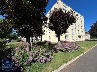  Appartement à louer 4 pièces 80 m²
