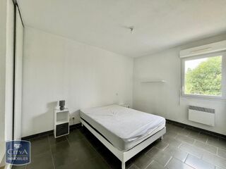  Appartement à louer 2 pièces 37 m²