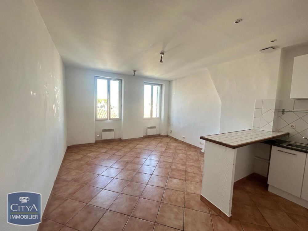 location Appartement - 2 pièce(s) - 45 m² Marseille 5