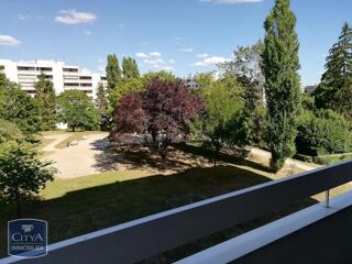  Appartement à louer 3 pièces 73 m²