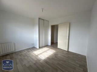  Appartement à louer 4 pièces 88 m²