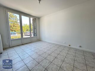  Appartement à louer 1 pièce 28 m²