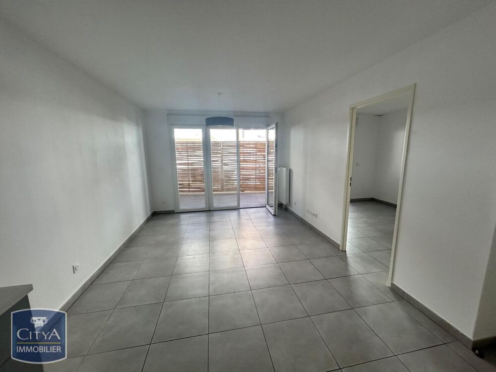 location Appartement - 2 pièce(s) - 37 m² Istres (13800)