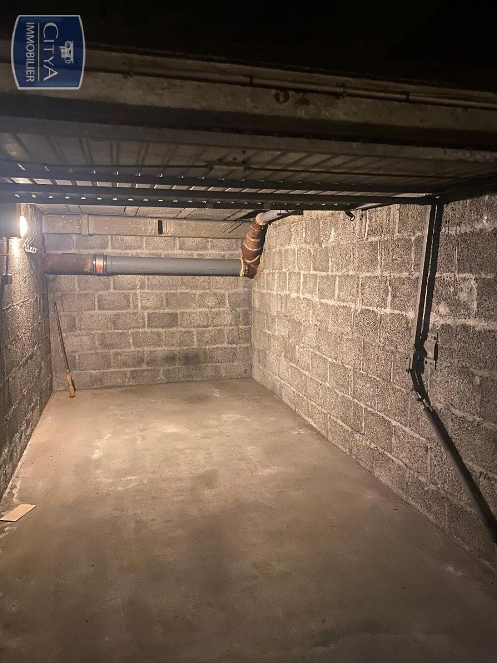 location Parking / Garage Grenoble (38100)