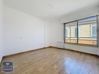  Appartement à louer 2 pièces 53 m²