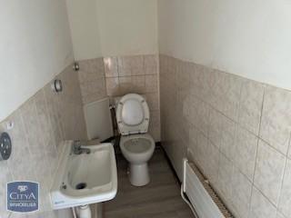 Appartement à louer 3 pièces 75 m²