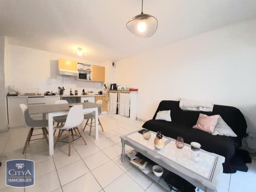 **À LOUER : Charmant Appartement T2 à Libourne !** Décou....