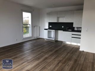 location Appartement - 3 pièce(s) - 65 m² Montlhéry (91310)