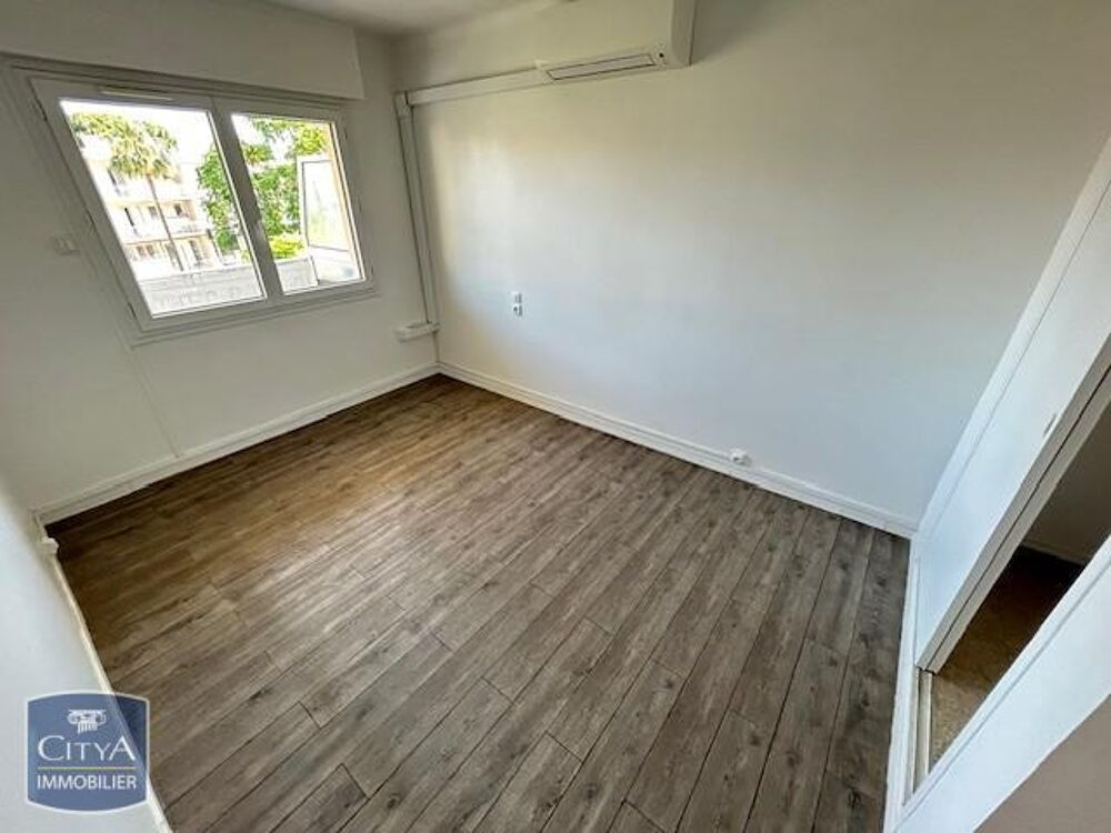 À LOUER : Appartement T3 situé à Sanary-sur-Mer. Ce bien....