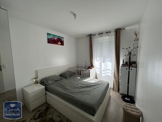  Appartement à louer 4 pièces 76 m²
