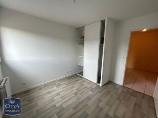  Appartement à louer 3 pièces 66 m²
