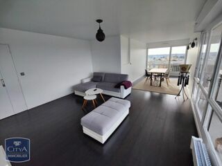 Appartement à louer 4 pièces 80 m²