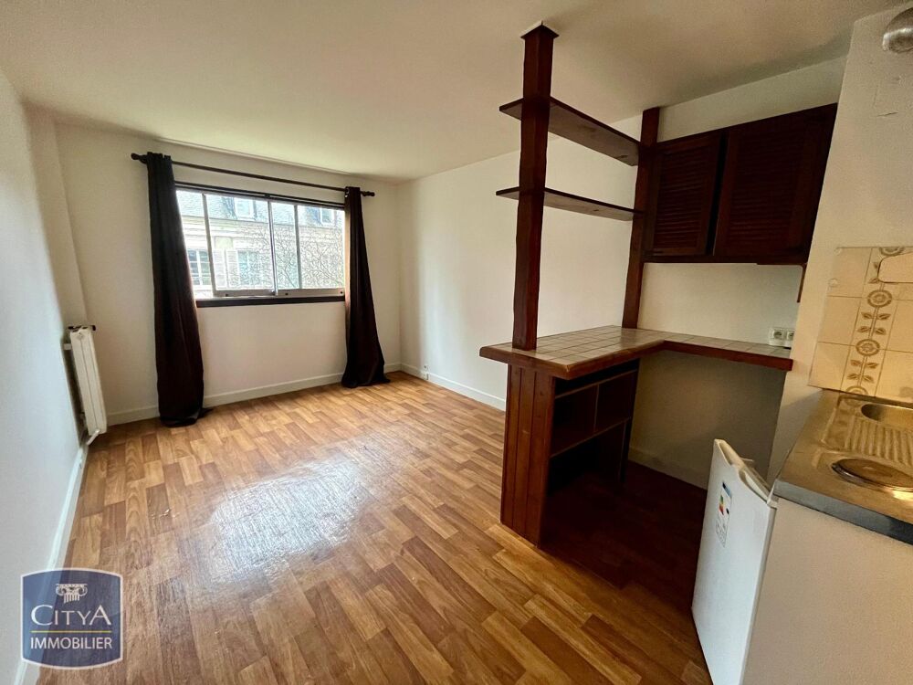 À LOUER : Charmant appartement T1 situé dans la paisible....