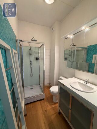  Appartement à louer 2 pièces 30 m²