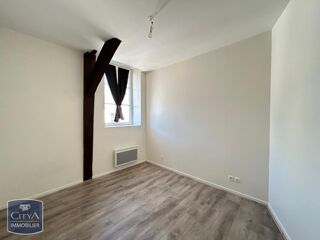  Appartement à louer 3 pièces 64 m²