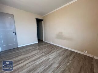  Appartement à louer 3 pièces 53 m²