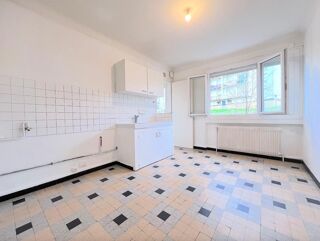  Appartement  vendre 4 pices 80 m