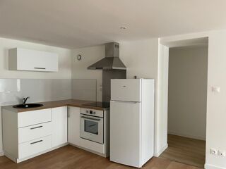  Appartement à louer 3 pièces 52 m²