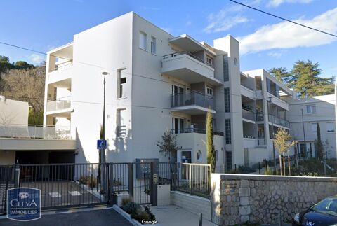  Parking / Garage � louer 