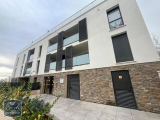  Parking / Garage � louer 