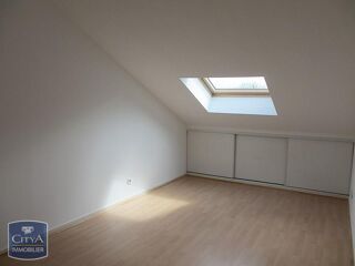  Appartement à louer 3 pièces 77 m²