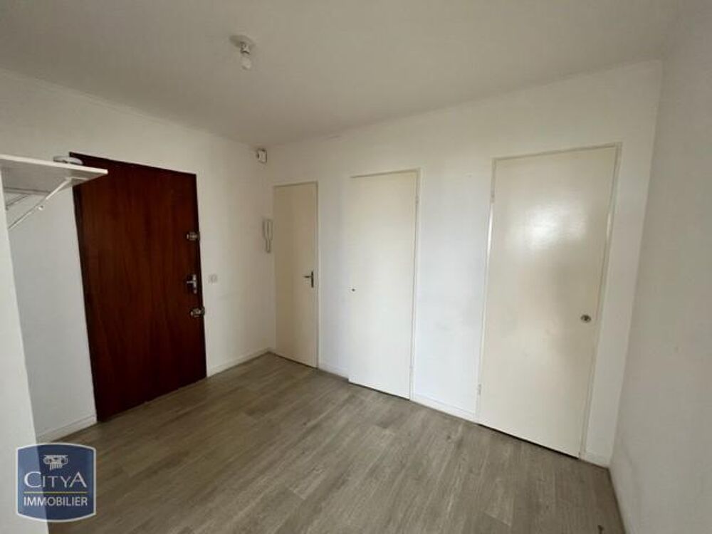 A LOUER - APPARTEMENT T3/T4 AVEC PARKING ET CAVE - NANTE....
