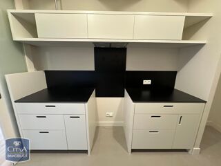  Appartement à louer 3 pièces 92 m²