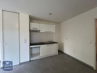  Appartement à louer 2 pièces 45 m²