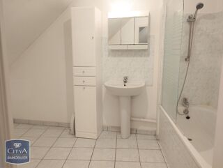  Appartement à louer 2 pièces 62 m²