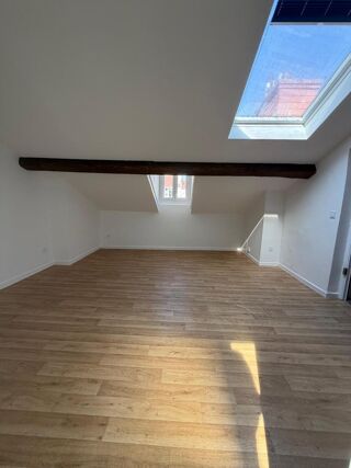  Appartement à louer 2 pièces 34 m²