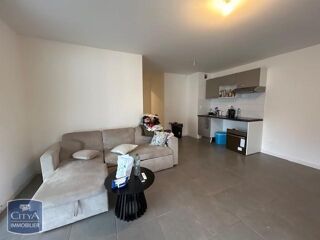  Appartement à louer 3 pièces 66 m²