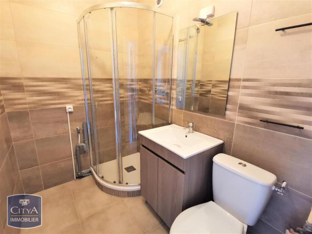 À LOUER : T1 --> Chauffage, eau froide, eau chaude inclu....