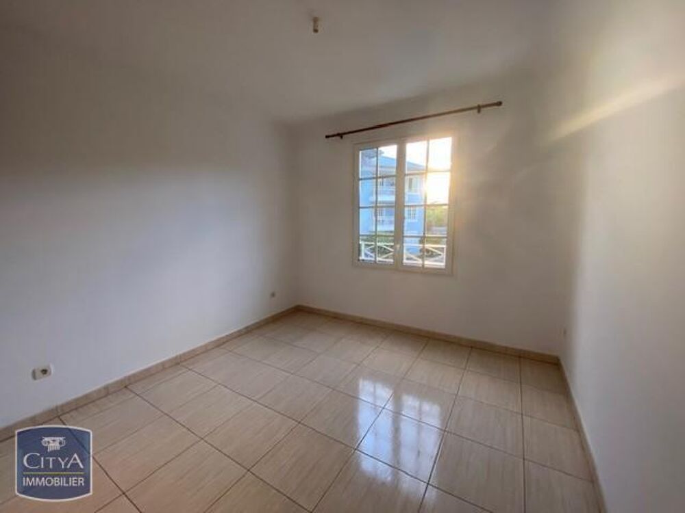 location Appartement - 3 pièce(s) - 69 m² Le Tampon (97430)