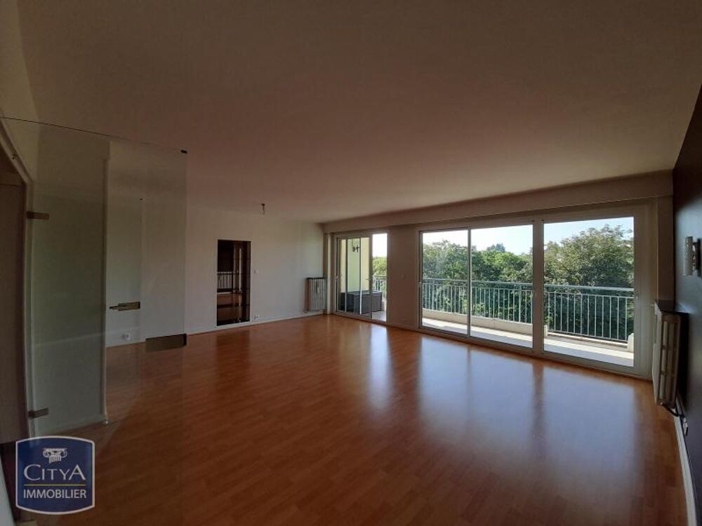 location Appartement - 5 pièce(s) - 109 m² Bourg-en-Bresse (01000)
