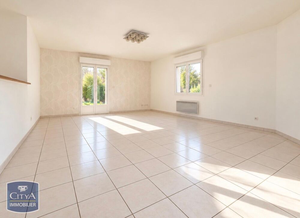 location Maison - 4 pièce(s) - 130 m² Saint-Seurin-sur-l'Isle (33660)