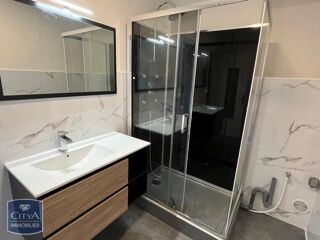 Appartement à louer 3 pièces 69 m²