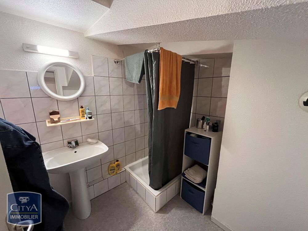 L'agence CITYA JAUDE vous propose à la location un appar....