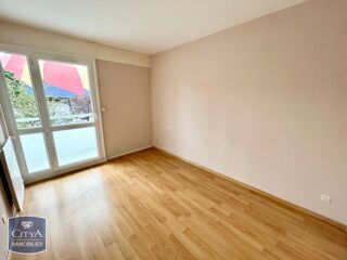  Appartement à louer 3 pièces 68 m²