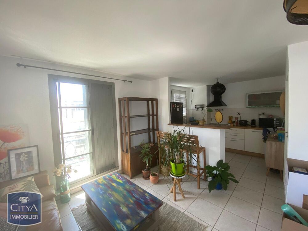 location Appartement - 3 pièce(s) - 75 m² Saint-Denis (97400)