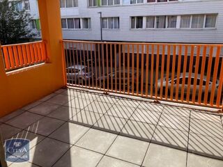  Appartement à louer 3 pièces 66 m²
