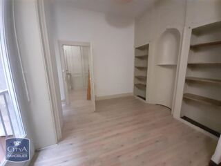 Appartement à louer 2 pièces 27 m²