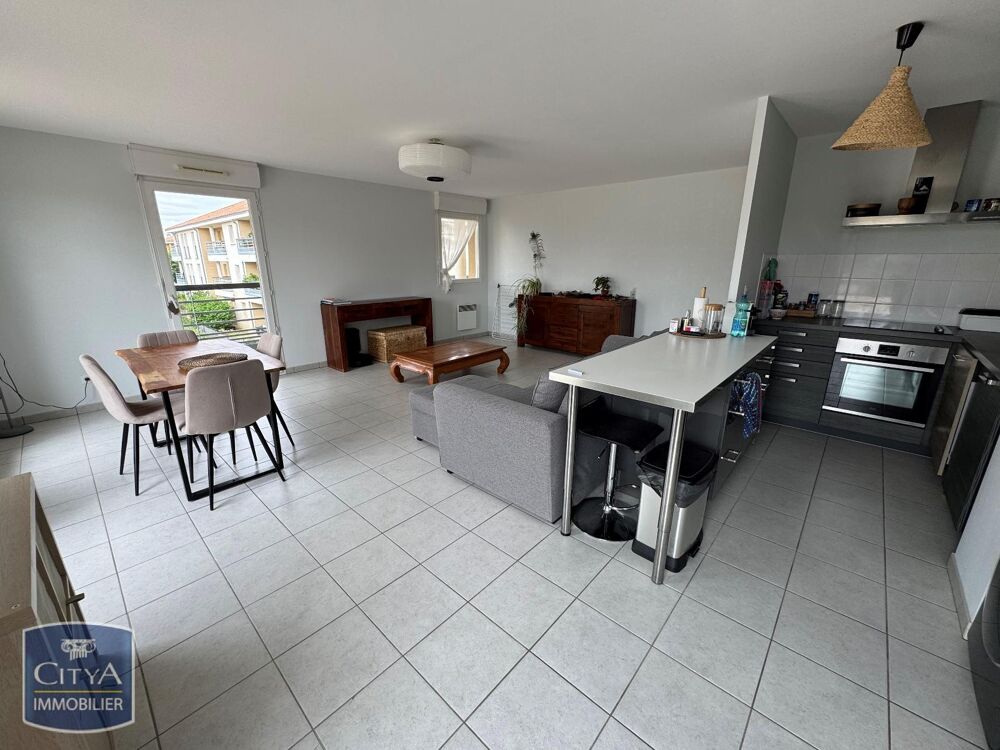 location Appartement - 4 pièce(s) - 92 m² Saint-Benoît (86280)
