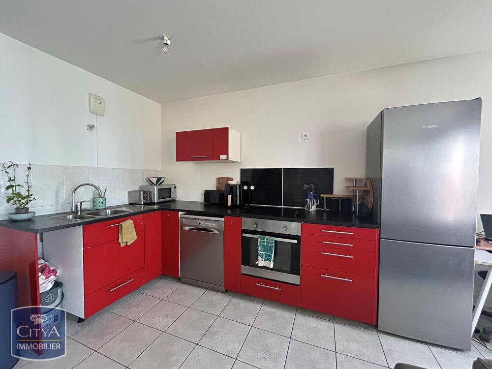 À LOUER : Appartement T3 à Saint-Étienne, situé dans un ....