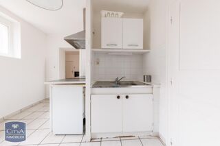  Appartement à louer 2 pièces 28 m²