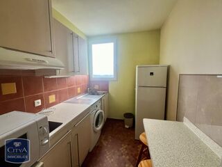  Appartement à louer 1 pièce 32 m²