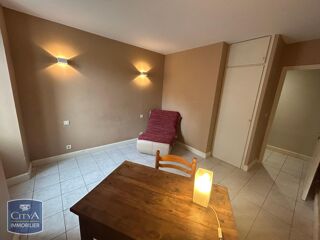 Appartement à louer 3 pièces 66 m²