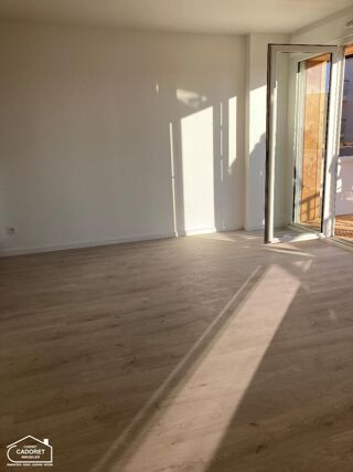  Appartement à louer 3 pièces 63 m²