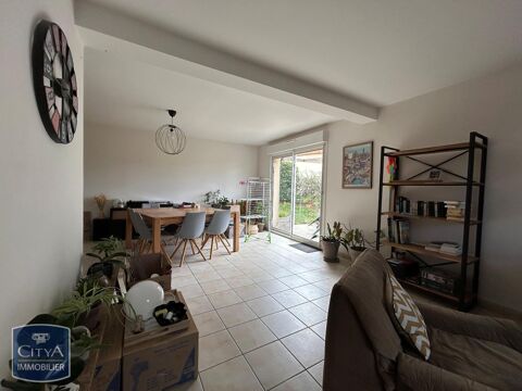  Location Maison Maison - 5 pièce(s) - 119 m²