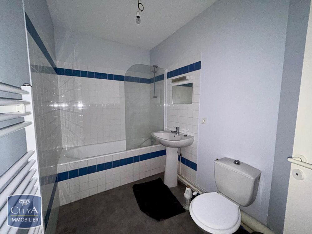 location Appartement - 1 pièce(s) - 43 m² Châteauroux (36000)